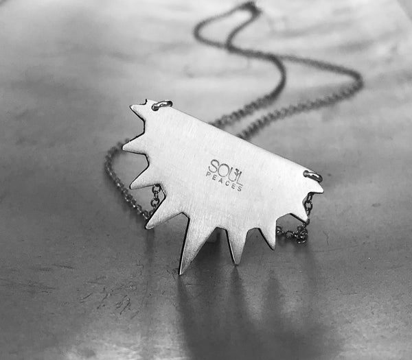 Sun Shape Necklace with Working Compass- Custom Words