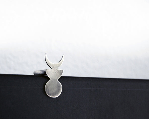 Moon Symbol- Moon Phases Ring