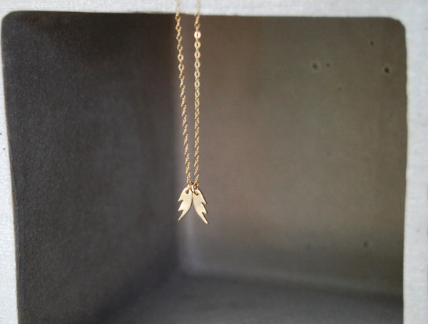 She Talk to Angels- Mini 10k Gold Wings Necklace