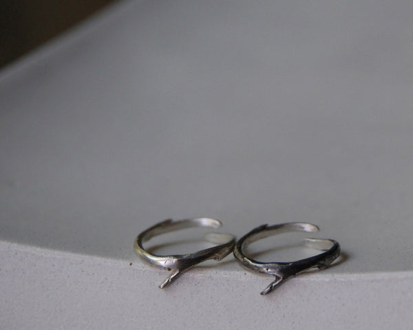 Twiggy- Modern Branch Style Midi Ring